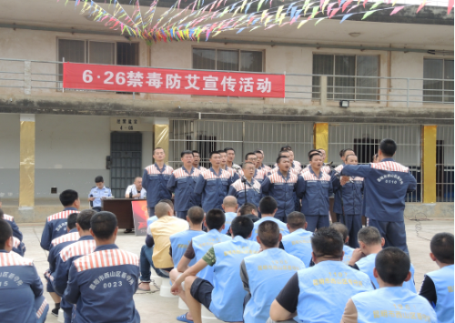 西山信息第4期西山区计生协会与防艾办一同开展禁毒宣传活动328