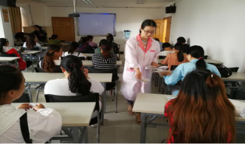五华区开展母乳喂养周宣传活动233