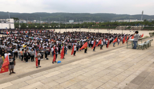 寻甸县防艾知识进校园宣传活动116