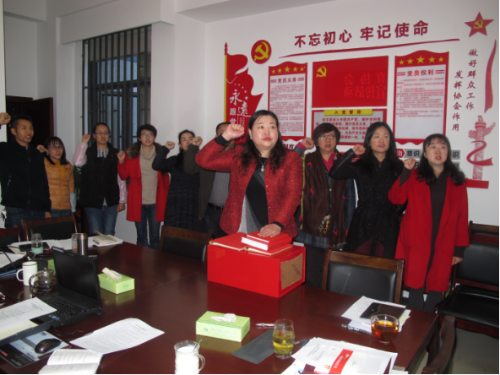 昆明市计生协开展“12.4国家宪法日”学习宣传活动233