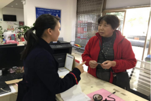 昆明市计生协启动地铁爱心卡办理64
