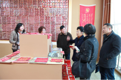 昆明市计生协邀请历届老领导和退休干部召开“迎新春”座谈会（市1.11改）584