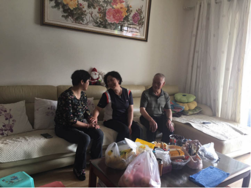 盘龙区金辰街道计生协组织看望慰问计生特殊家庭64 盘龙区金辰街道计生协组织看望慰问计生特殊家庭64