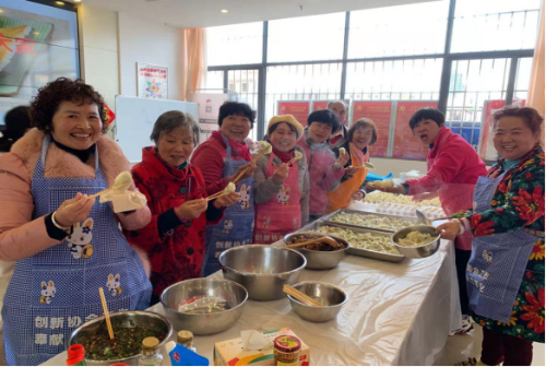 昆明市盘龙区金辰街道计生协开展庆元旦送关爱系列活动90