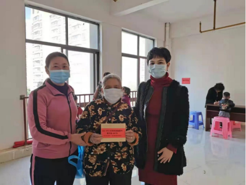 昆明市呈贡区洛龙街道计生协开展春节慰问计生特殊家庭活动250 昆明市呈贡区洛龙街道计生协开展春节慰问计生特殊家庭活动250