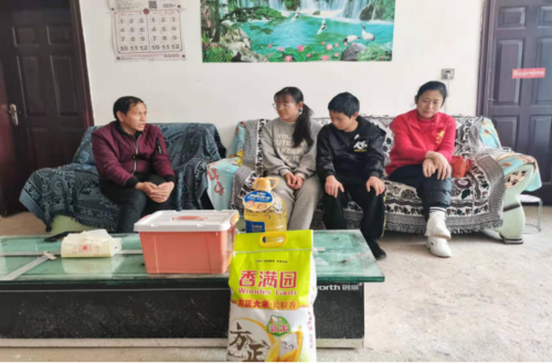昆明市石林县计生协开展已脱贫户走访慰问活动244 昆明市石林县计生协开展已脱贫户走访慰问活动244
