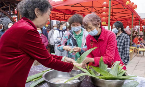 昆明市晋宁区计生协开展倾情“暖心家园”母亲关爱活动350