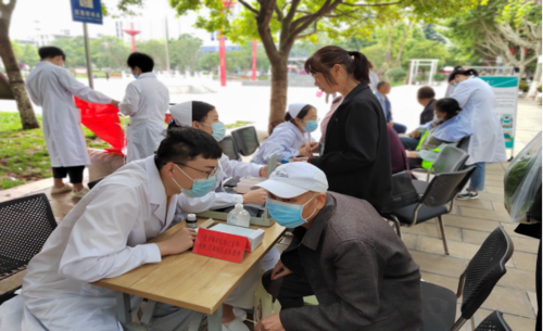 昆明市晋宁区计生协开展“5.29会员活动日”广场主题宣传活动278